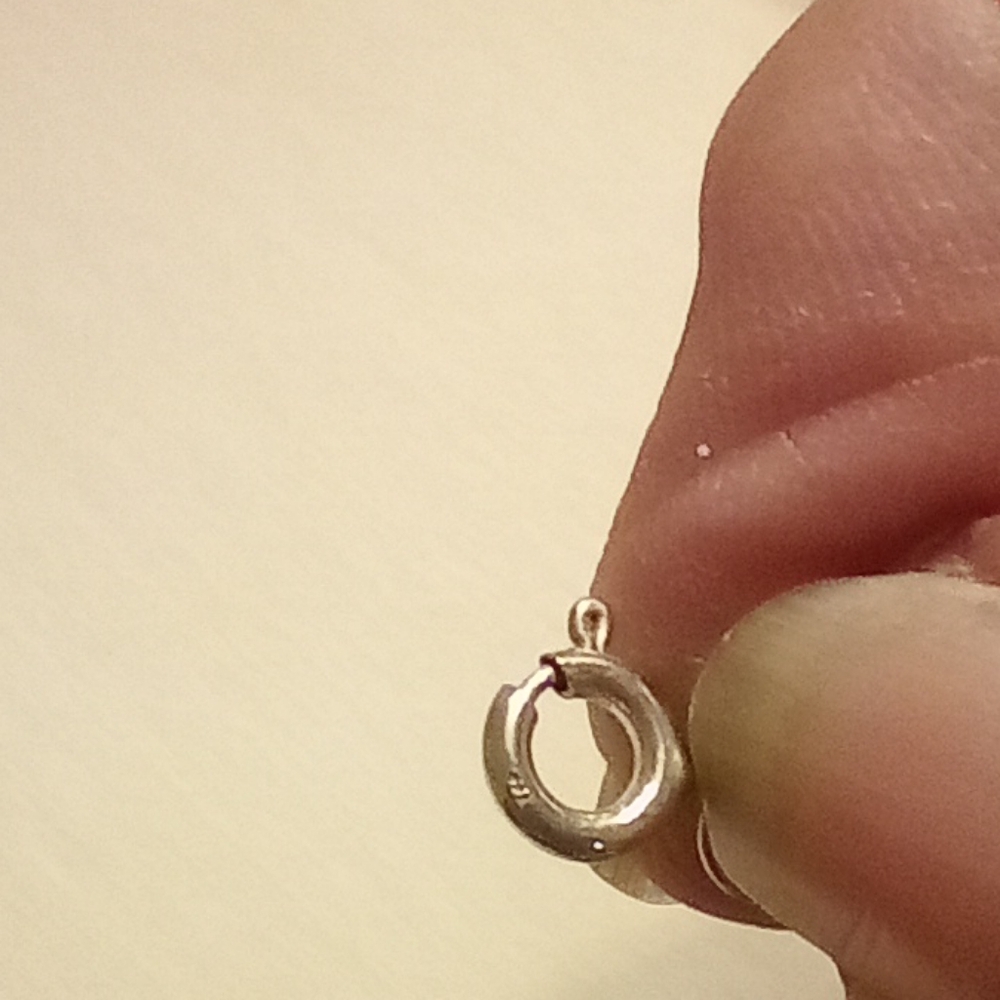 Silver and Garnet necklace - Picture 2 of 2